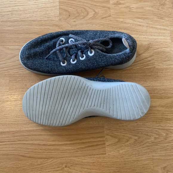 Allbirds Wool Runners - Picture 4 of 7